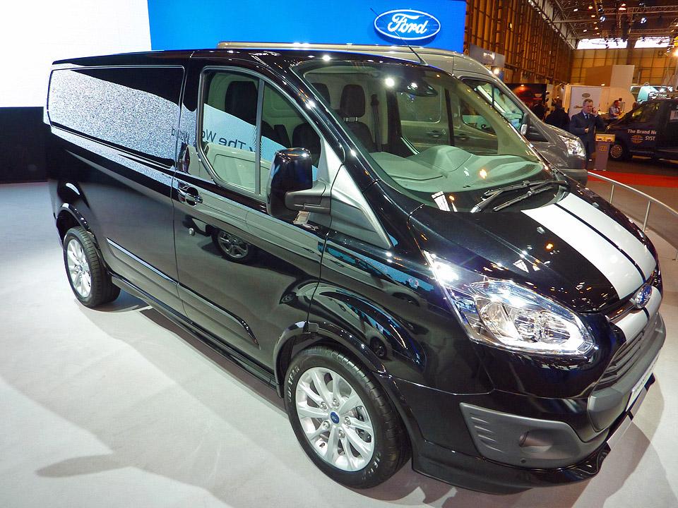 New model Transit Custom – low mileage used vehicles with warranty