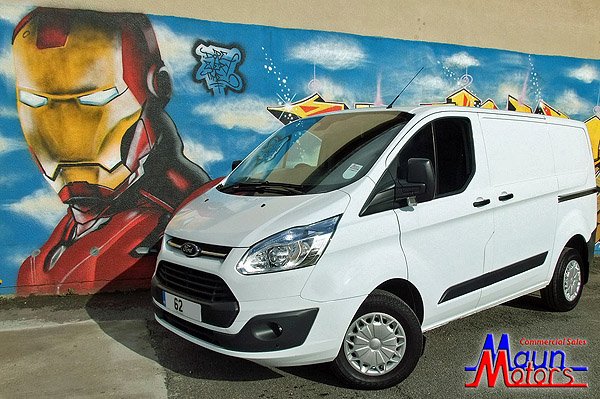 Ford Transit Custom vans for sale near me. Panel van, crew combi DCIV.